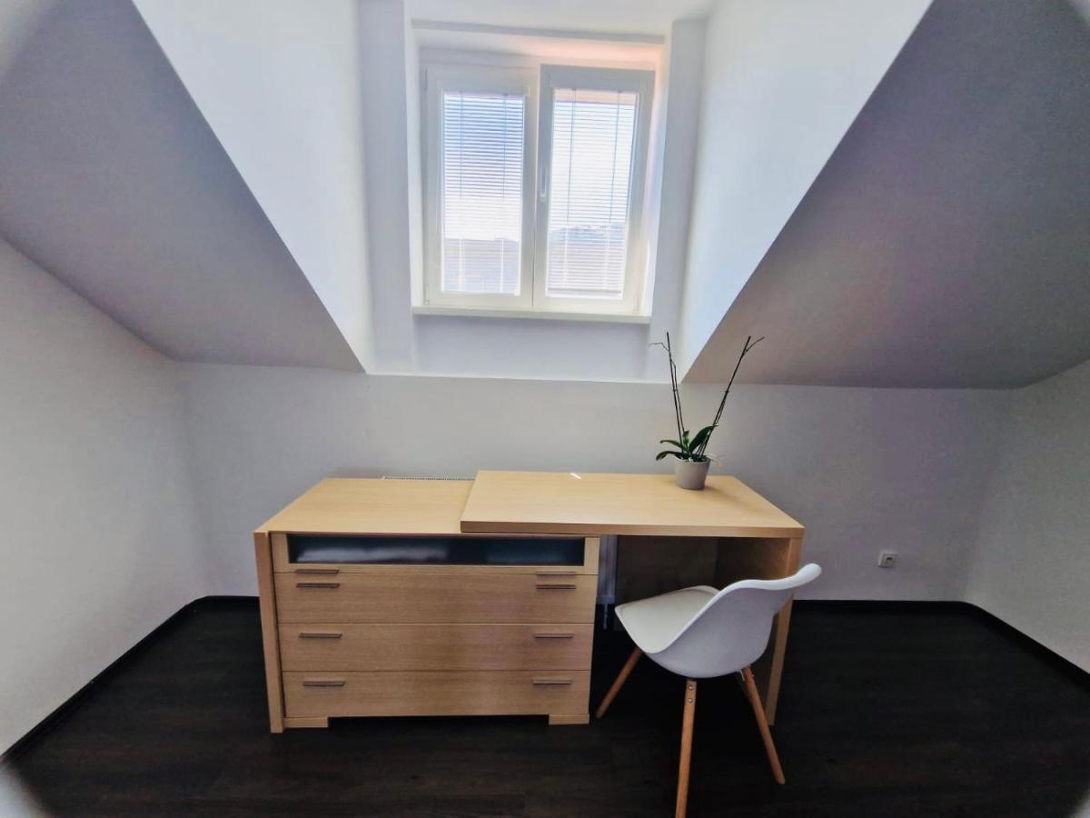 Apartman Blumental Centrum Pozsony Kültér fotó